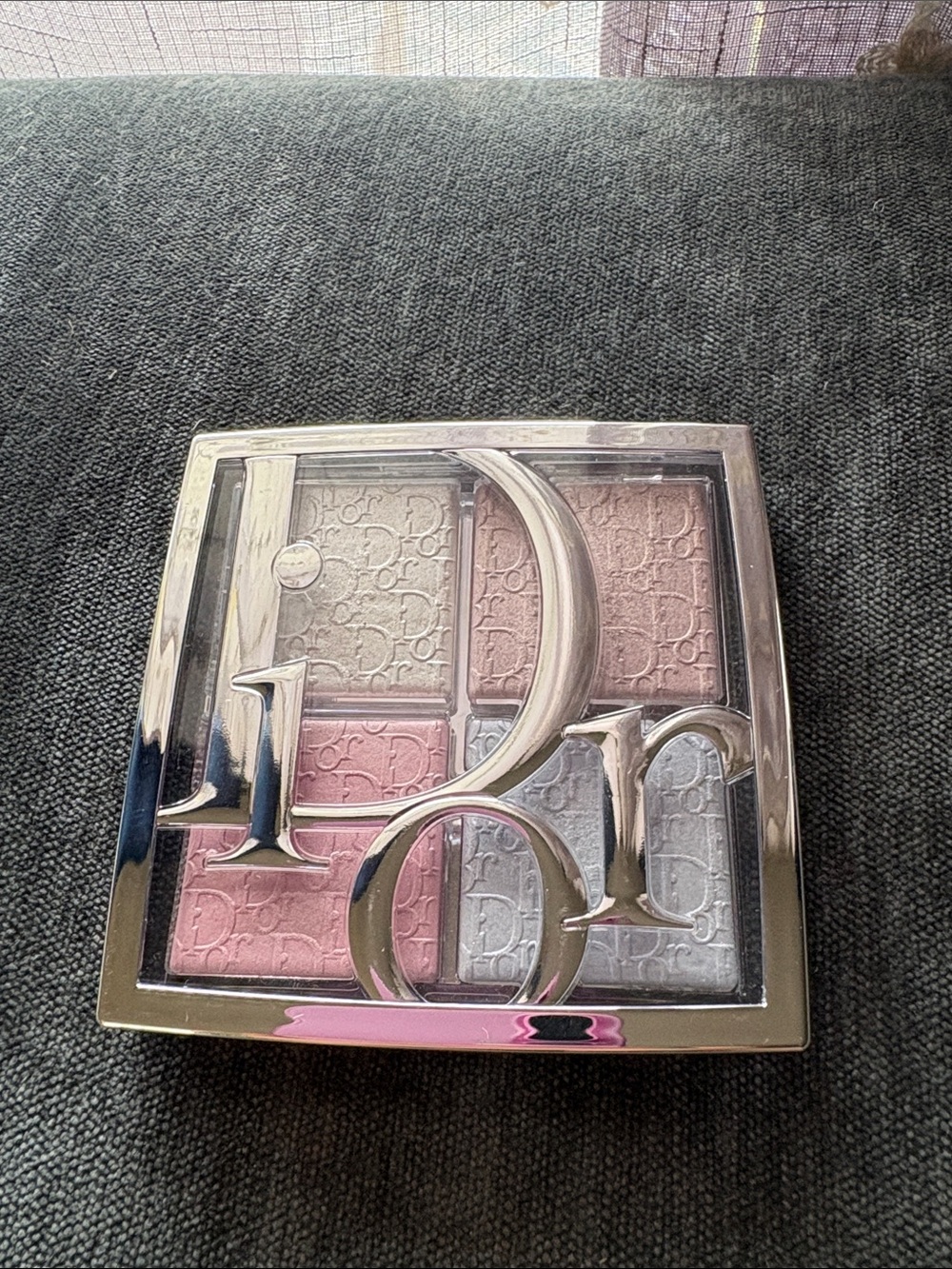 Dior 002 FROSTED OPAL GLOW Highlighter Palette
